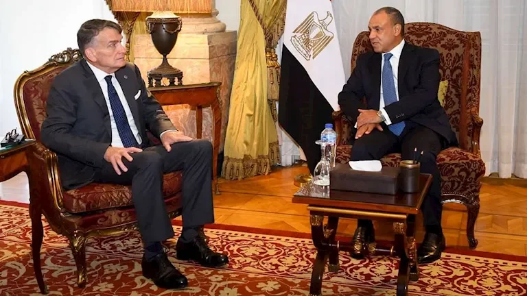 وزير الخارجية يؤكد دعم مصر للأونروا ويدعو لضمان وصول المساعدات إلى غزة