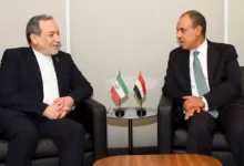 وزير الخارجية يؤكد رفض التصعيد ويدعو لاستئناف المسار الدبلوماسي مع إيران