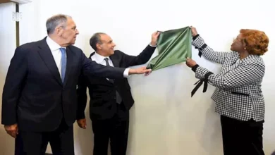 وزير الخارجية يشارك في تكريم المندوبين الأمميين الذين توفوا أثناء أداء واجبهم