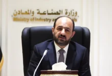 وزير الصناعة يأمر بالتحقيق في حادث تسرب غاز الأمونيا بالبصرة