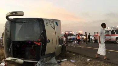 وفاة 3 معتمرين مصريين وإصابة آخرين في حادث انقلاب أتوبيس بمكة