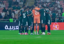 الأخضر يقترب من تحقيق الذهب بعد غياب دام 22 عاماً