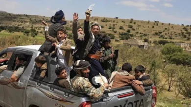 الحوثيون يحاصرون مدينة تعز اليمنية ويستولون على طريق عدن