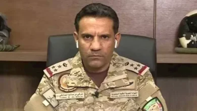 السعودية تؤكد استمرار العمليات لدعم الحكومة اليمنية وتصف تصرفات الحوثيين بالانتهاكات الصارخة