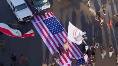 القوات العراقية تلقي القبض على متورطين بتجاوز على العلم الأمريكي في بغداد