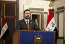 تشكيل لجنة تحقيقية للتحقيق في حادثة التجاوز على العلم الأمريكي في يوم السيادة