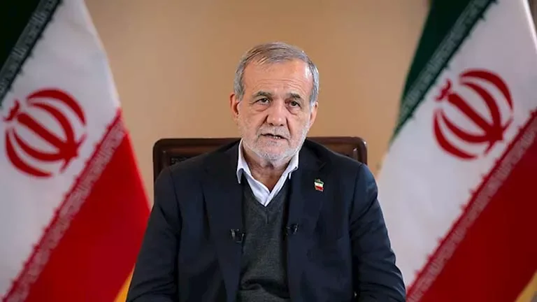 رئيس إيران ينتقد الولايات المتحدة: "المفاوضات تفرض علينا الحرب"