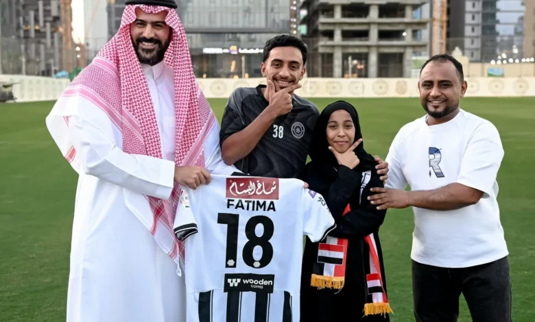 رئيس الشباب يتيح دخول مدرجات "الليوث" مجاناً للجمهور اليمني