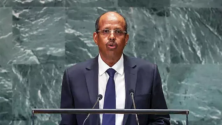 رئيس مفوضية الاتحاد الأفريقي: القارة تحتاج إلى استثمارات كبيرة لتمويل مشروعات البنية التحتية