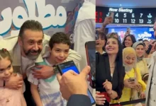 كريم عبدالعزيز يستعرض فيلم "مطلوب عائليًا" مع جمهوره في قطر - صور