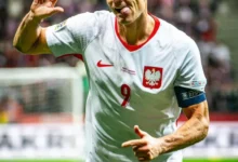 ليفاندوفسكي يسجل هاتريك تاريخي مع بولندا ضد رومانيا