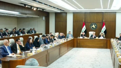 وزارة المالية تقرر تثبيت جميع العقود وتحويل الأجور إلى 315