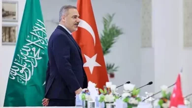 وزير الخارجية التركي يعلن نتائج اجتماع "حلف مكة" ويستعرض موقف بلاده من الدعم العسكري للسعودية